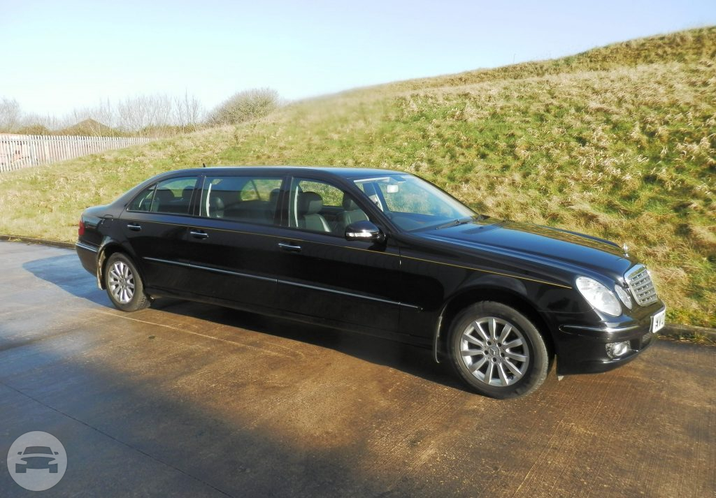 Mercedes – Benz Limousines
Limo /
Chalfont St Peter, UK

 / Hourly £0.00
