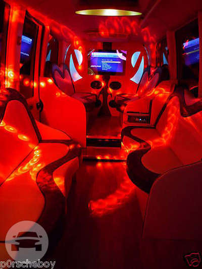 Ultimate Limo Party Bus
Party Limo Bus /
Longford, UK

 / Hourly £0.00
