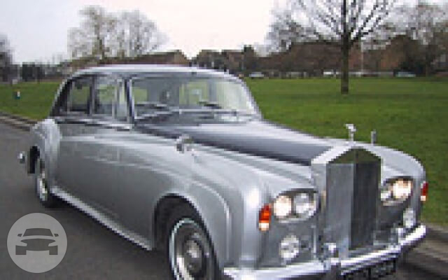 Rolls-Royce Silver Cloud
Sedan /
Ilford, UK

 / Hourly £0.00
