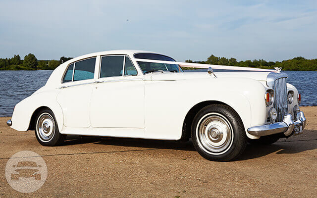 Bentley Mulsanne
Sedan /
Chelmsford, UK

 / Hourly £0.00
