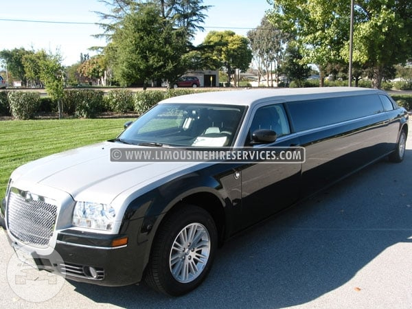 CHRYSLER 300 STRETCH LIMO (TWO TONE)
Limo /
Stansted CM24 8JT, UK

 / Hourly £0.00
