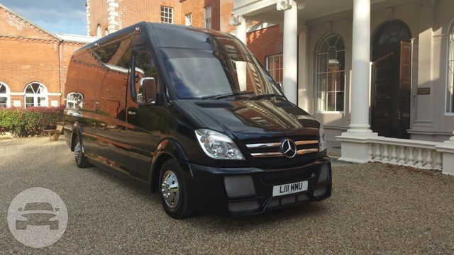 Black Mercedes Party Bus
Party Limo Bus /
Chelmsford, UK

 / Hourly £0.00
