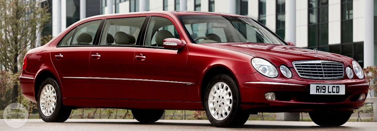 Red Limousine
Limo /
London, UK

 / Hourly £0.00
