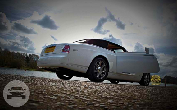 Rolls Royce Phantom Drop Head
Sedan /
Edgware, UK

 / Hourly £0.00
