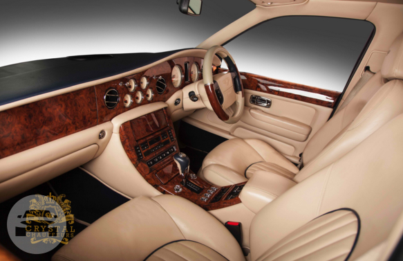 Bentley Arnage
Sedan /
Chigwell, UK

 / Hourly £0.00
