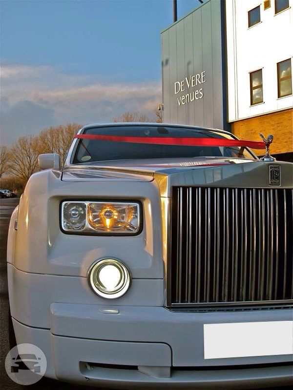 Rolls Royce Phantom (In White)
Sedan /
Luton, UK

 / Hourly £0.00
